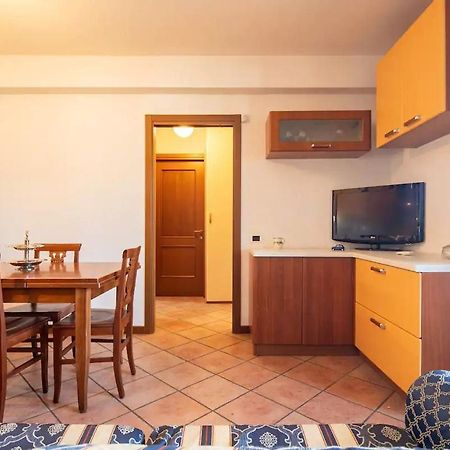 Suite Con 2 Balconi - 6 Guest Prato  Luaran gambar